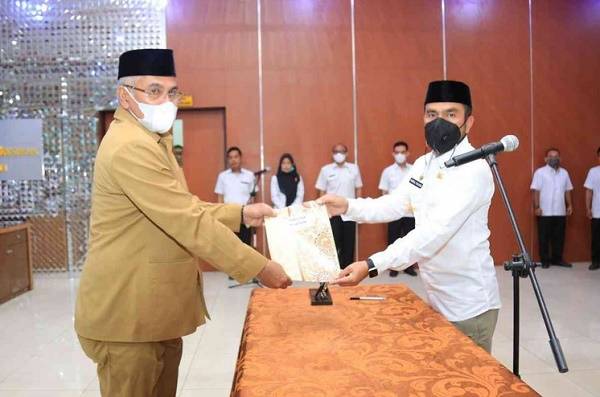 Lantik Plt Sekda, Wabup Labura: Cepat Adaptasi dan Koordinasi dengan Pihak Terkait
