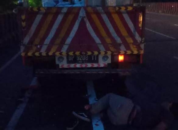 Tabrak Bagian Belakang Truk, Pemuda Asal Pantai Labu Tewas di Jalan Arteri Menuju Bandara Kualanamu