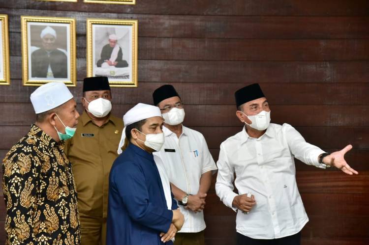 Edy Rahmayadi Minta Tuan Guru Babussalam Doakan Masyarakat Sumut Lewati Pandemi Covid-19
