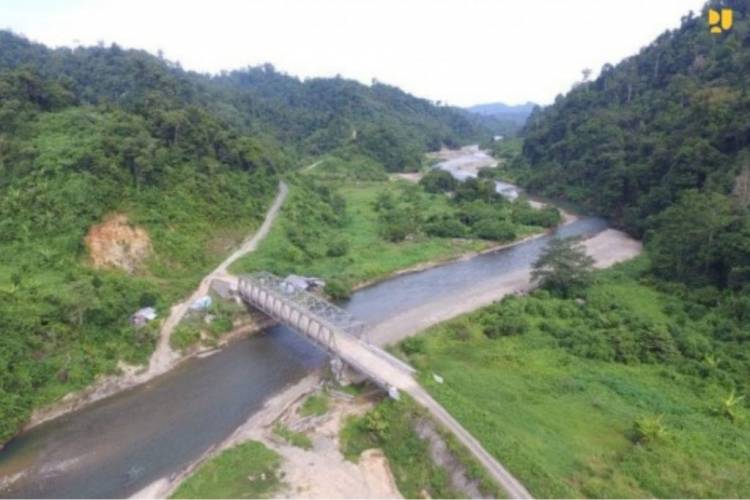 Buka Keterisolasian dan Atasi Kesenjangan, Pemerintah Lanjutkan Pembangunan Jalan Perbatasan Kaltara