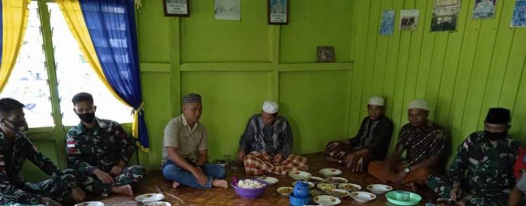 Jelang Ramadan, Satgas Pamtas RI-Malaysia Yonif 642 Bersama Warga Gelar Doa Bersama
