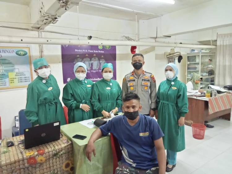 Polsek Medan Baru Gelar Vaksinasi Covid-19 di Basement Pasar Pringgan