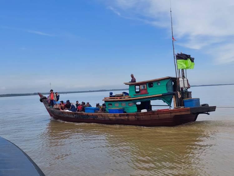 Sebelas Pekerja Migran Ilegal Diamankan Sepulang dari Malaysia