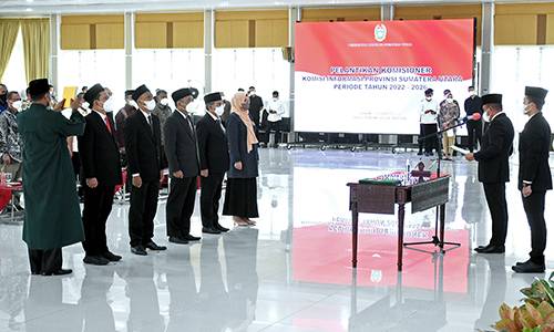 Lantik Anggota Komisi Informasi Provinsi Sumut, Gubernur Edy Rahmayadi Tekankan Tiga Hal Ini