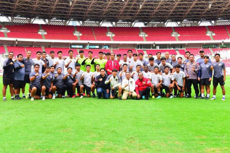 Presiden Jokowi Temui Timnas U-20 di Stadion GBK