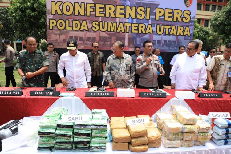 Polda Sumut Sita 99 Kg Sabu dan 33 Ribu Butir Ekstasi dalam Sebulan