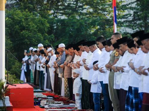  Ribuan Masyarakat Kota Medan Ikuti Shalat Ied di Taman Cadika