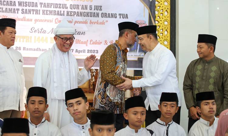  Hadiri Wisuda Tahfidz Baitul Mustaghfirin Al-Amir, Ijeck: Agama Benteng Problematika Remaja