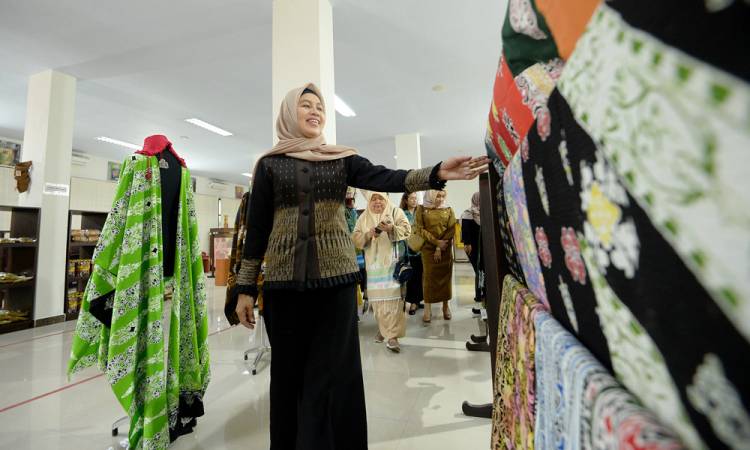 Tingkatkan Kemampuan Pengrajin, Dekranasda Sumut Gelar Pelatihan Menjahit/Bordir Gratis