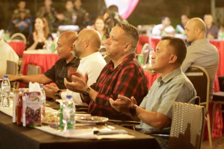 Gala Dinner, Indo Eng Coy Undang seluruh Dankontingen Satgas Minusca Halal bilhalal