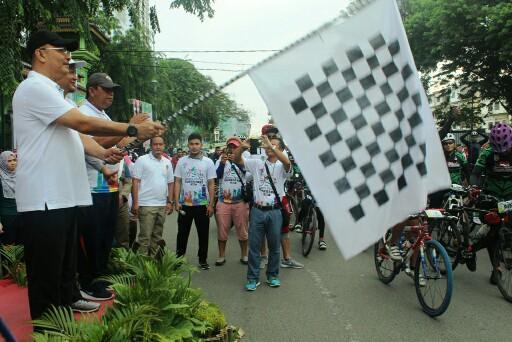 Walikota Medan Lepas Ribuan Peserta Gowes Pesona Nusantara