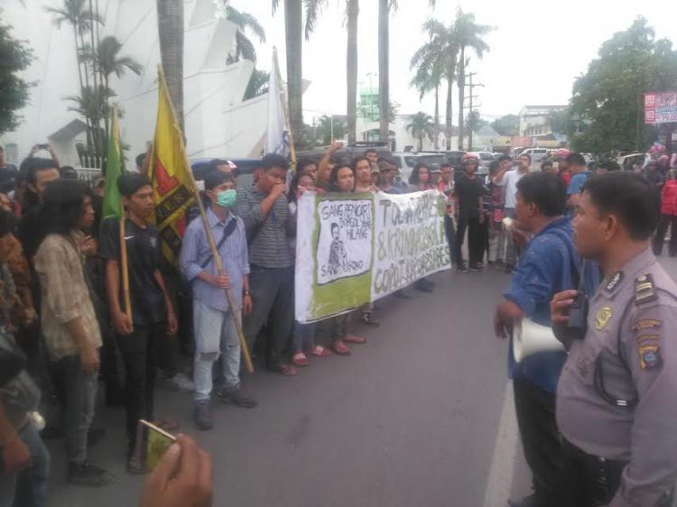 Minta Rekannya Dibebaskan, Puluhan Mahasiswa ITM Datangi Polsek Medan Kota 