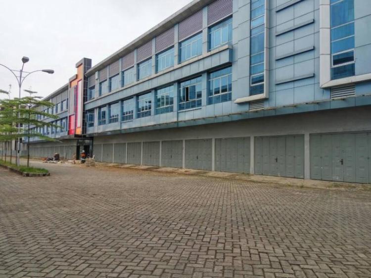 Penjaga Malam CBD Polonia Tewas Dibacok Perampok