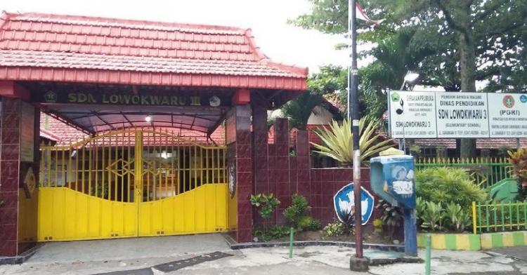 Dengan Alasan Terapi Pikiran, Oknum Kepala SD Setrum 4 Siswanya