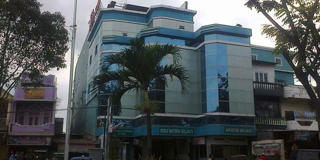 Diduga Korban Malpraktek, Pasien Usus Buntu Meninggal