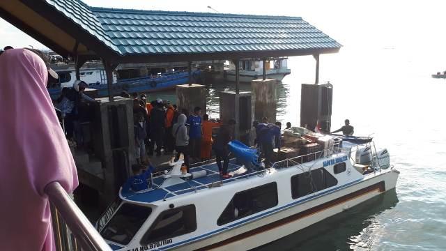 Nahkoda Diduga Mengantuk, Speed Boat Tabrak Pohon Nipa