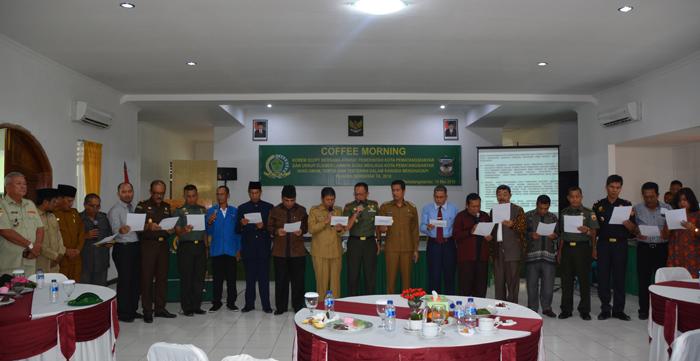 Bersama Forkopimda, Danrem 022/PT Bahas Pilkada dan Aksi Terorisme