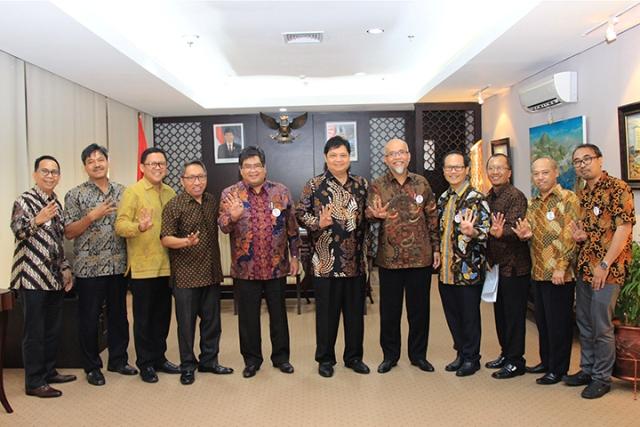 Kunjungi Menperin, Toyota Siap Dukung Pemerintah Bangun Industri Mobil Listrik dalam Negeri