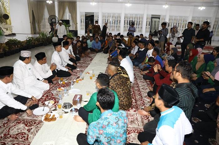 Silaturahmi dengan Ratusan Mahasiswa, Edy Rahmayadi: Mahasiswa Harus Miliki Sensitivitas