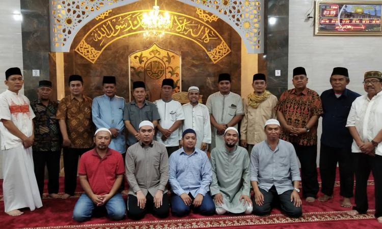 Tim Safari Ramadhan Kecamatan Deli Tua Buka Puasa Bersama Jemaah Masjid Al Akbar Grand Monaco