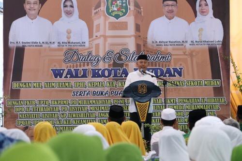 Walikota Medan  Buka Puasa Bersama Alim Ulama, MUI, dan Pengurus Organisasi Islam