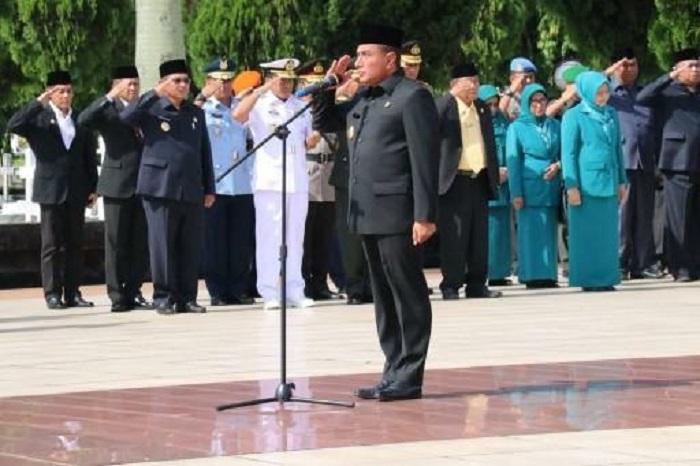 Walikota Medan Dampingi Gubsu Ziarah ke Taman Makam Pahlawan Bukit Barisan