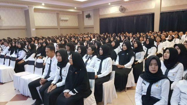 Serahkan SK, Plt Bupati Asahan Minta CPNS Punya Disiplin dalam Jalankan Tugas