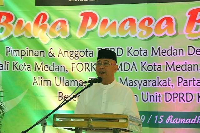 Walikota Medan Buka Puasa Bersama Keluarga Besar DPRD Medan