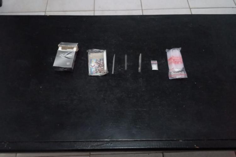 Polsek Na IX X Tangkap Pengedar dan Pembeli Sabu