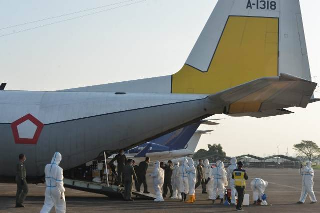 Naik Pesawat Hercules, Akhirnya 39 WNI dari Fiji Tiba di Tanah Air