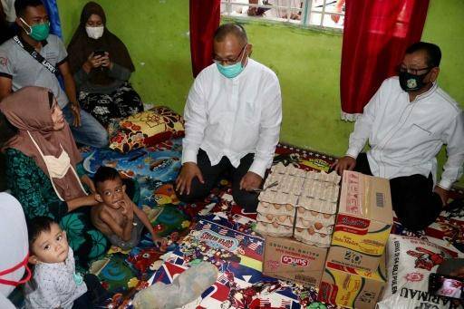 Plt Wali Kota Medan Kunjungi Bocah Penyandang Disabilitas di Medan Marelan