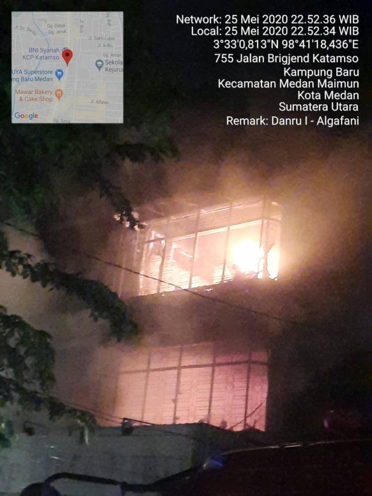 Toko Serba Lima Ribu Kampung Baru Ludes Terbakar
