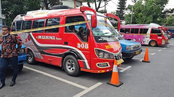 Paksa Masuk Kota Medan, 12 Bus Terpaksa Ditahan Sat Lantas Polrestabes Medan, 24 Bus Disuruh Putar Balik 