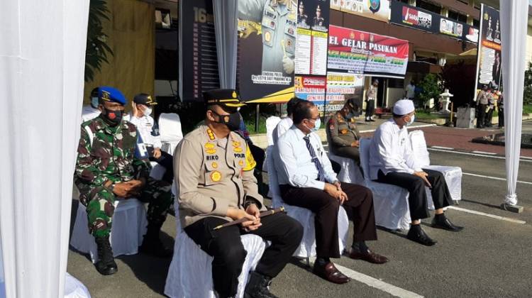 Kapolrestabes Medan Hadiri Apel Gelar Pasukan Operasi Ketupat Toba 2021