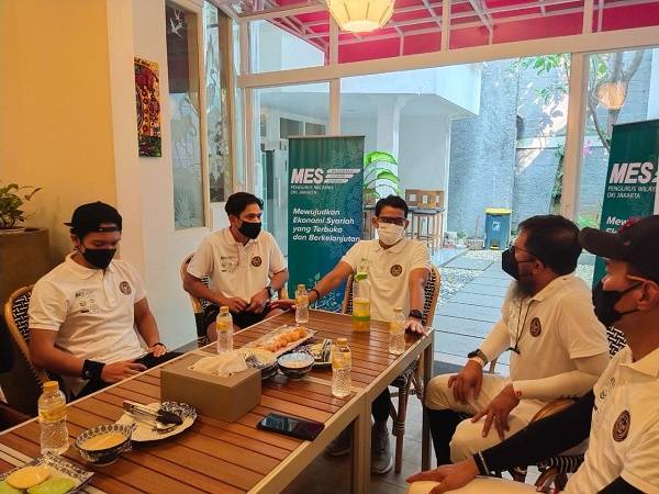 Masyarakat Ekonomi Syariah Gelar Road to Syariah Quadrathlon 2021