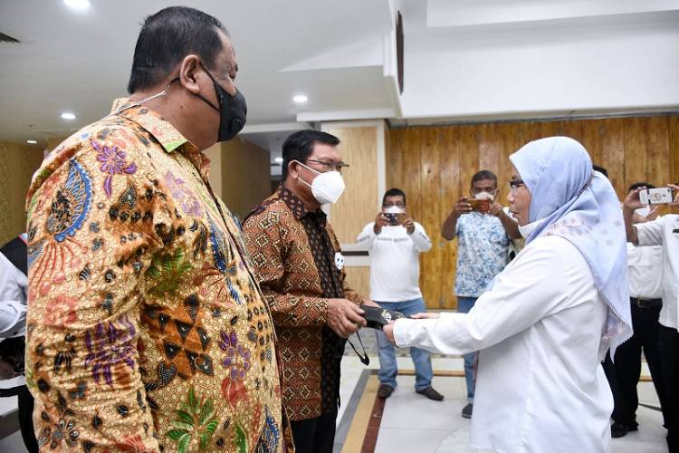 Sekdaprov Sumut Sabrina Harapkan Pensiunan PNS Terus Berkarya dan Berbakti kepada Masyarakat