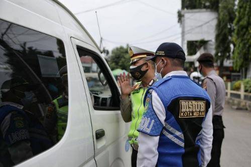  Tolak Swab Antigen, Pengendara Diminta Putar Balik Saat Lalui Pos Penyekatan di Medan