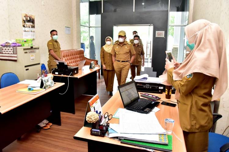Gubernur Sidak ASN Pemprov Sumut Usai Libur Lebaran, Edy Rahmayadi Tegur Oknum PNS Tidak Tahu Tupoksi