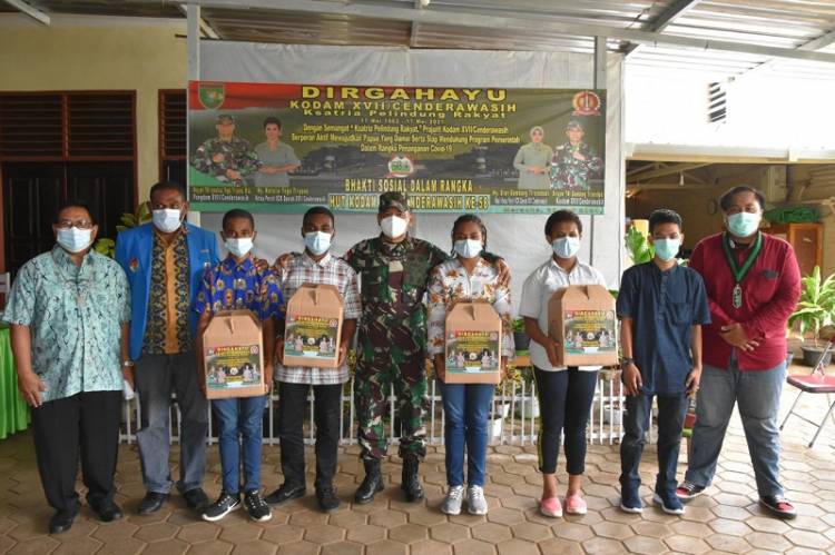 HUT ke-58 Kodam XVII/Cenderawasih, Danrem 174 Merauke Pimpin Aksi Bakti Sosial