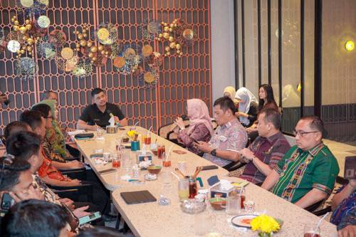 Rapat dengan Seluruh Camat, Walikota Medan Beri Waktu Sebulan Selesaikan Permasalahan di Seluruh Kewilayahan