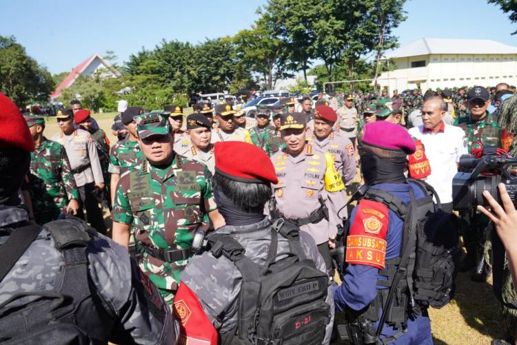 Panglima TNI: Kedepankan Sikap Humanis, Tetap Waspada dan Lakukan Tindakan Tegas Terukur