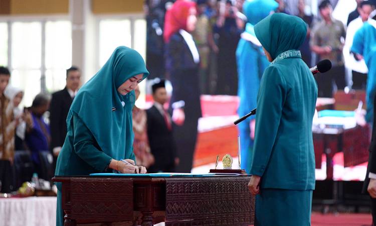 Lantik Pj Ketua TP PKK Tebingtinggi, Dessy Hassanudin Minta Lebih Banyak Turun ke Lapangan