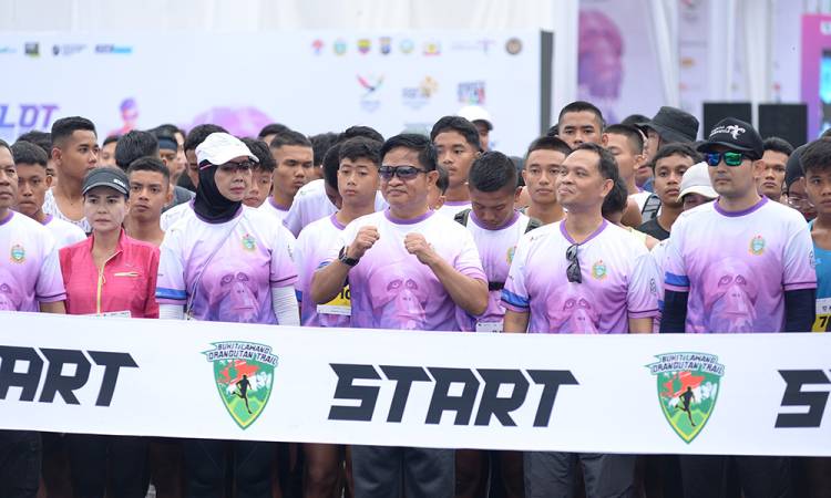 Semarakkan Wisata Olahraga, Pj Gubernur Sumut Lepas 425 Pelari di BLOT 2024