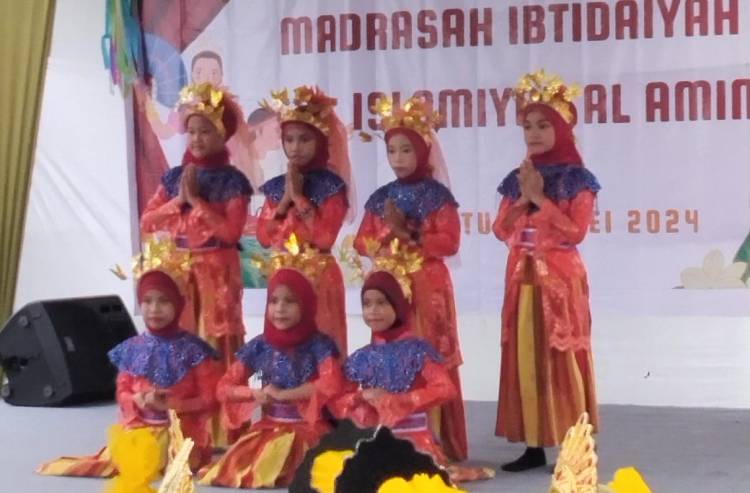 Ratusan Santri Antusias Ikuti Pensi dan Market Day Madrasah Ibtidaiyah Islamiyah Al Amin