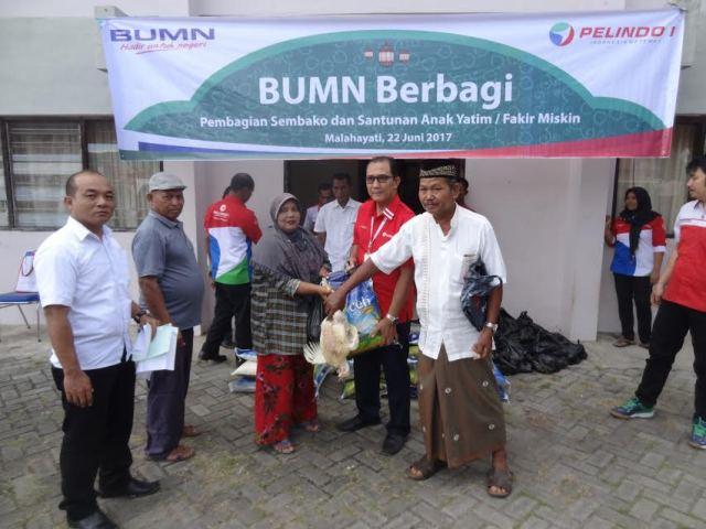 Jelang Idul Fitri, Pelindo 1 Bagikan 2.650 Ayam dan Sembako
