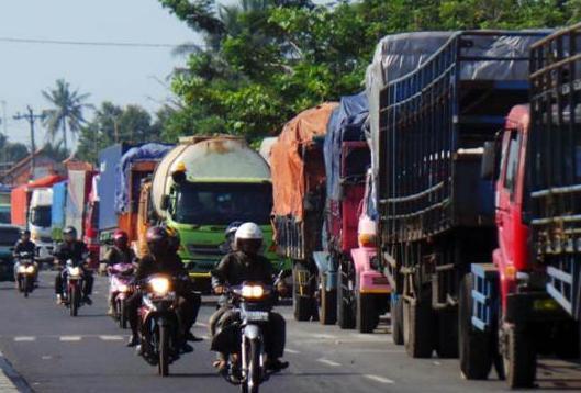 Mulai H-4 Jelang Lebaran, Truk Sarat Muatan Dilarang Beroperasi di Sumut