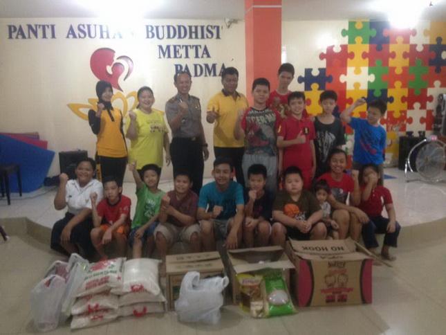 Safari Ramadhan Polsek Medan Barat Kunjungi Panti Asuhan Buddhist Metta Padma