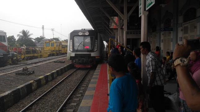 Jelang Lebaran, Pemesanan Tiket KA Naik Hingga 60 Persen 