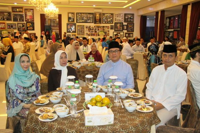 Wagub Sumut Hadiri Buka Puasa Bersama Rahmat Shah