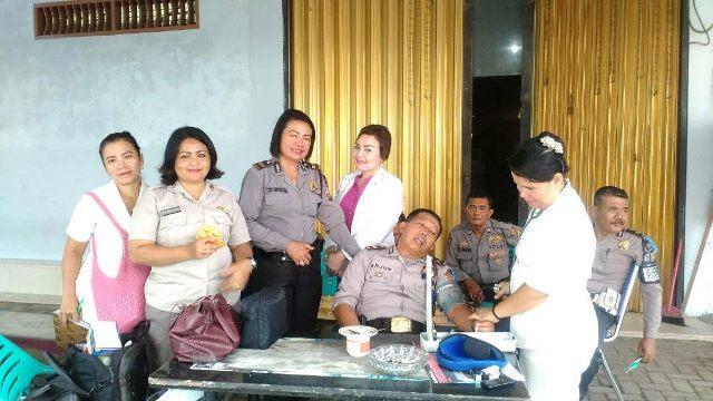 Tim Kesehatan Polres Simalungun Cek Kondisi Anggota di Pos Pengamanan